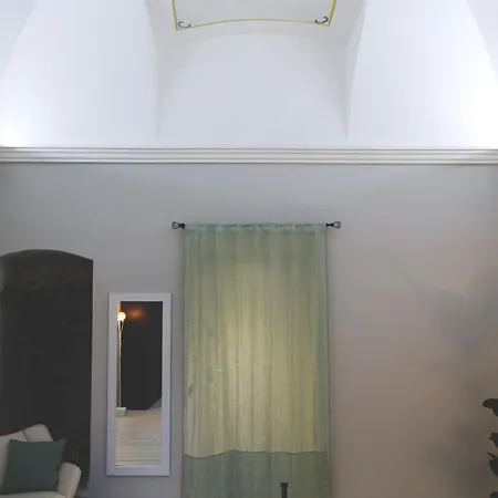 Mindful Atelier - Old Town コモ